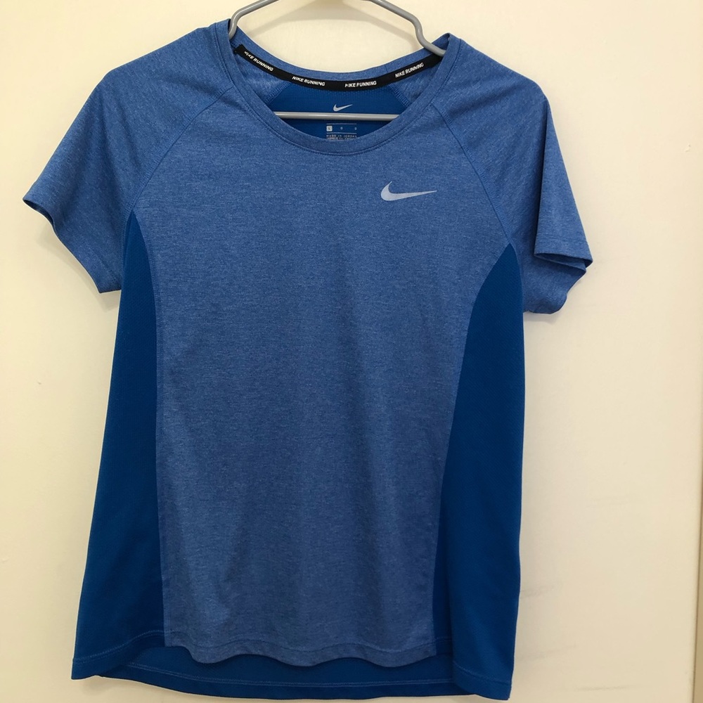 Nike Running Dri Fit Top Size Large